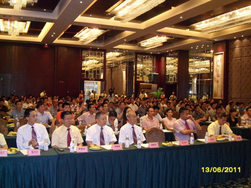 20110629154325201